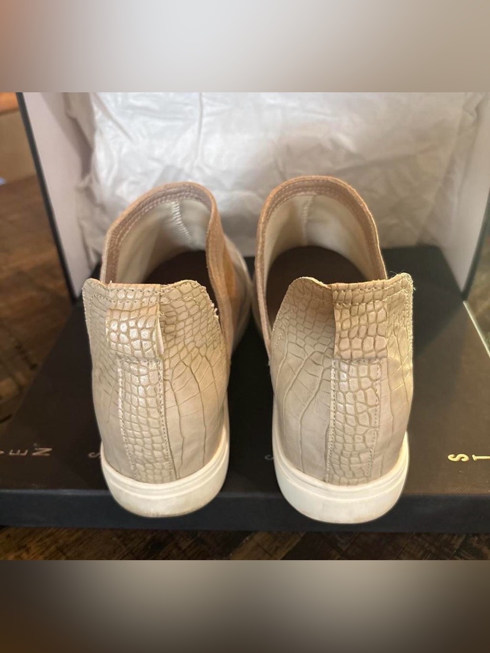 Steve Madden - Picture 5 of 7